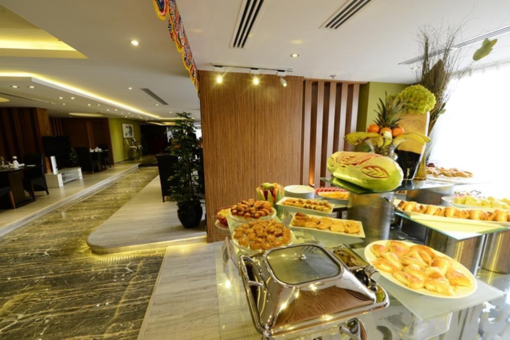 Obaer Hotel Riade Exterior foto